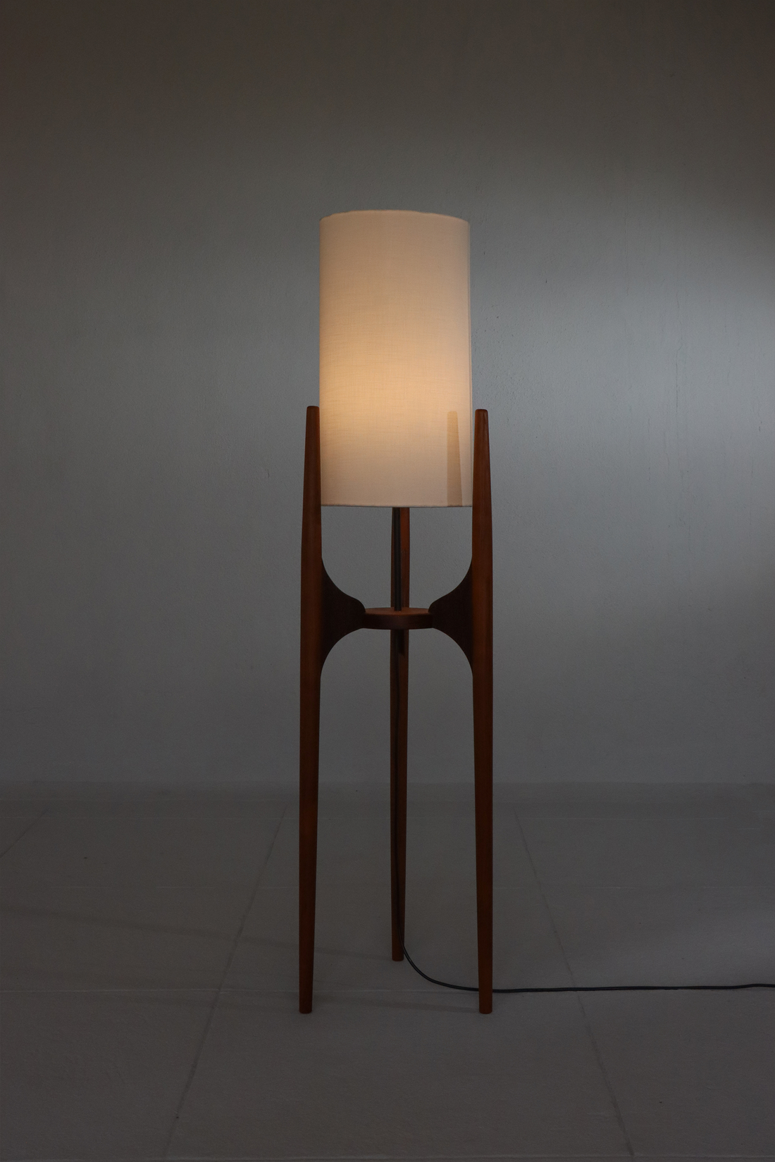 Zen Floor Lamp