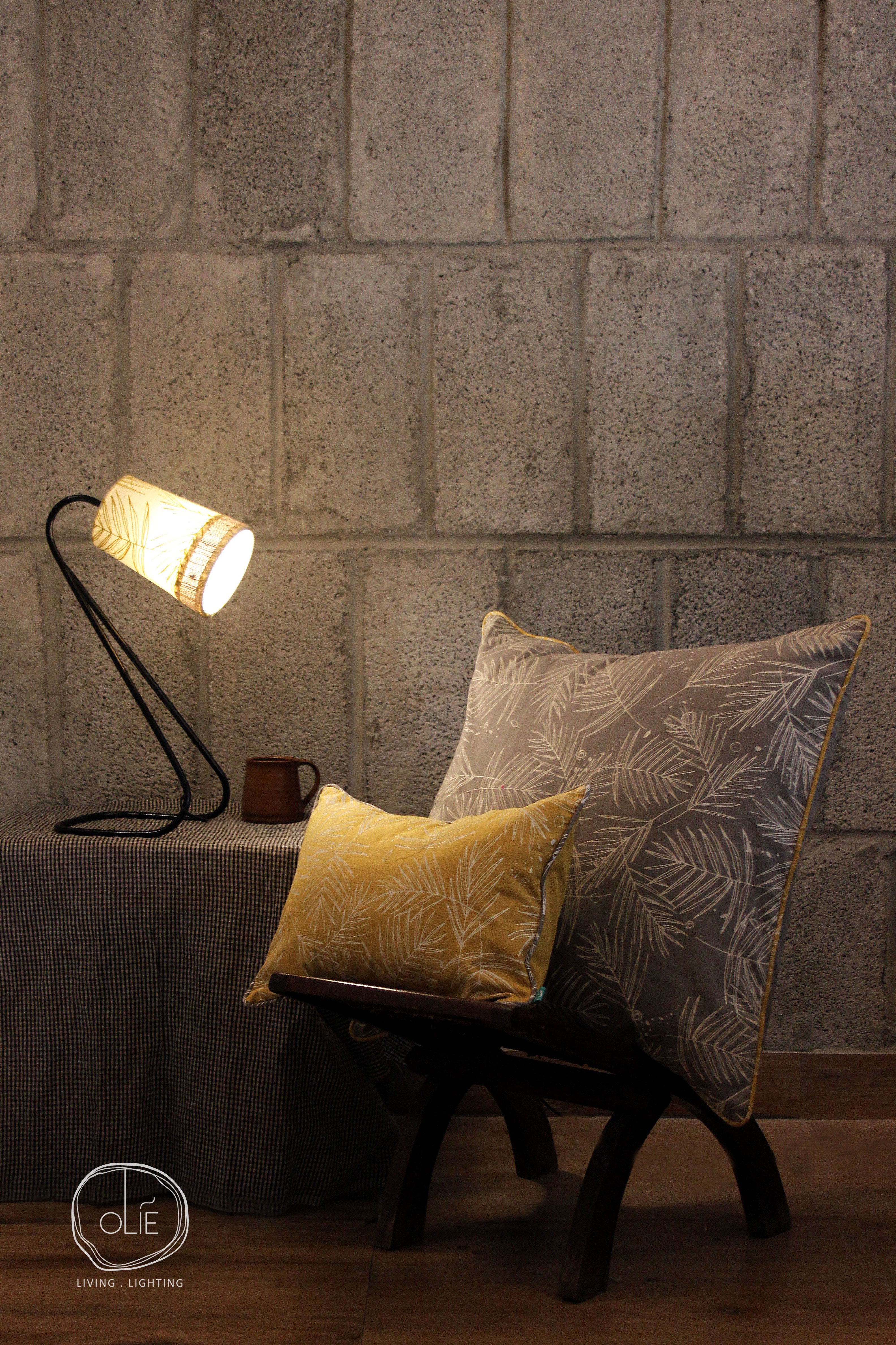 Movable Dolce Table Lamp