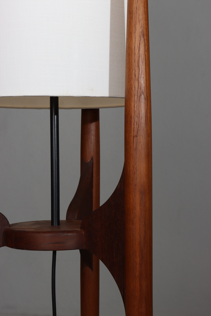 Zen Floor Lamp
