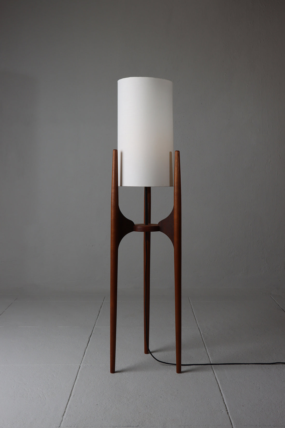 Zen Floor Lamp