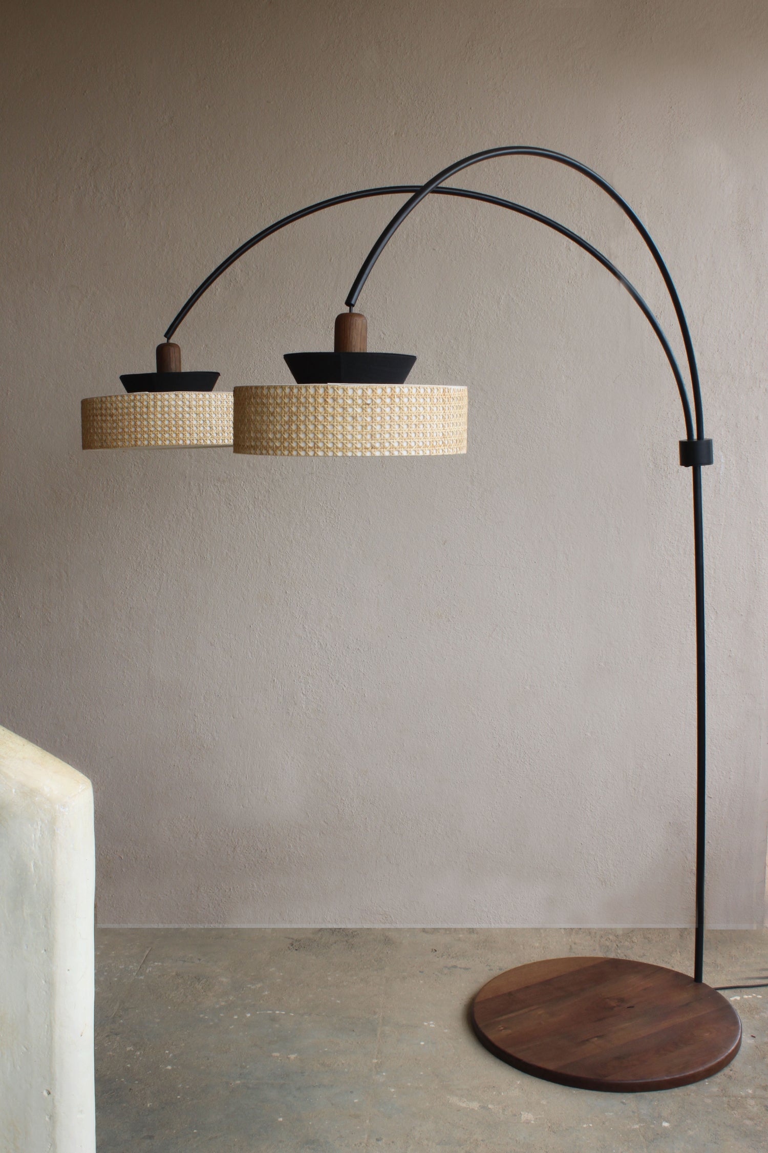 Dos Arch Floor lamp