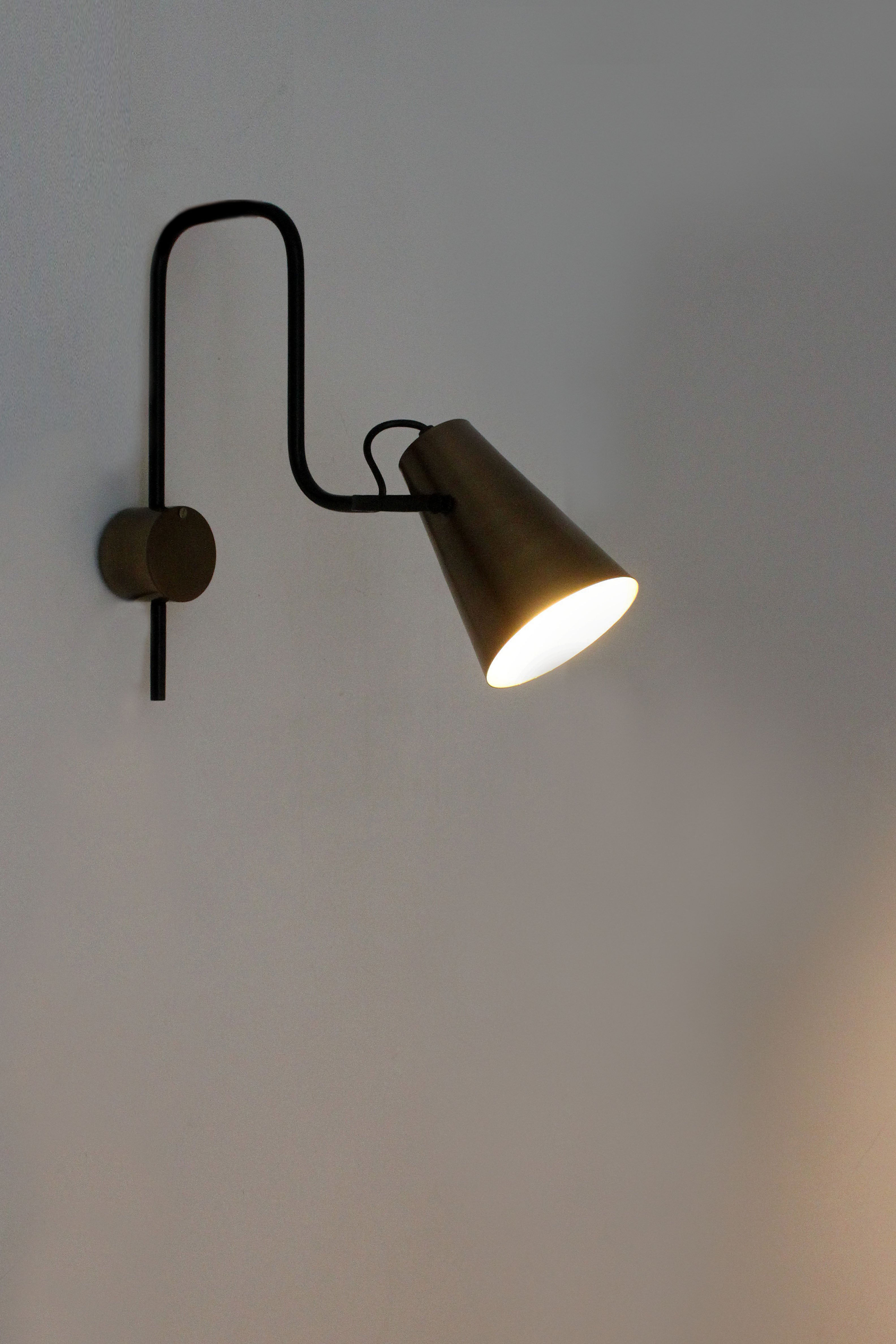 Gir Wall lamp in stock