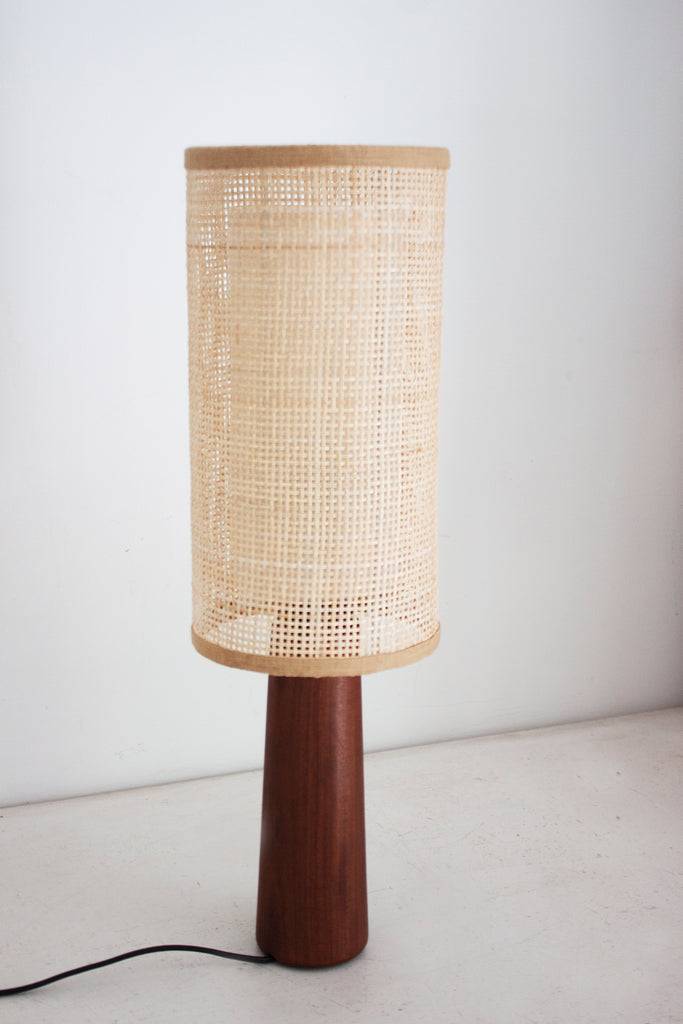 Lattice Table Lamp