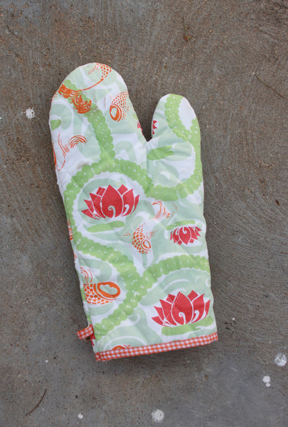 Koi Cloud Oven Mitt