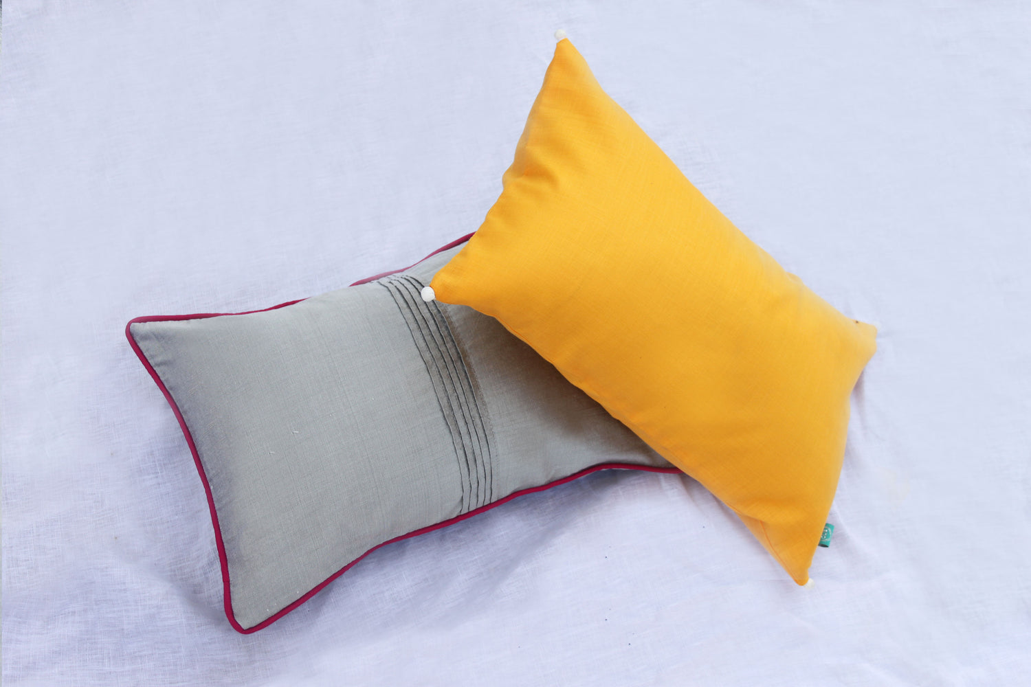 Tiger Eye long cushion